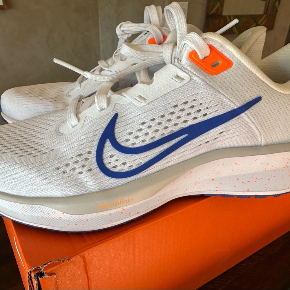 Nike Quest 6 Running Shoe -